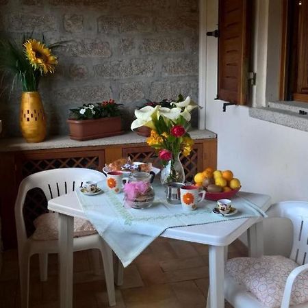 Villa Casa Nel Borgo Di San Pantaleo Esterno foto