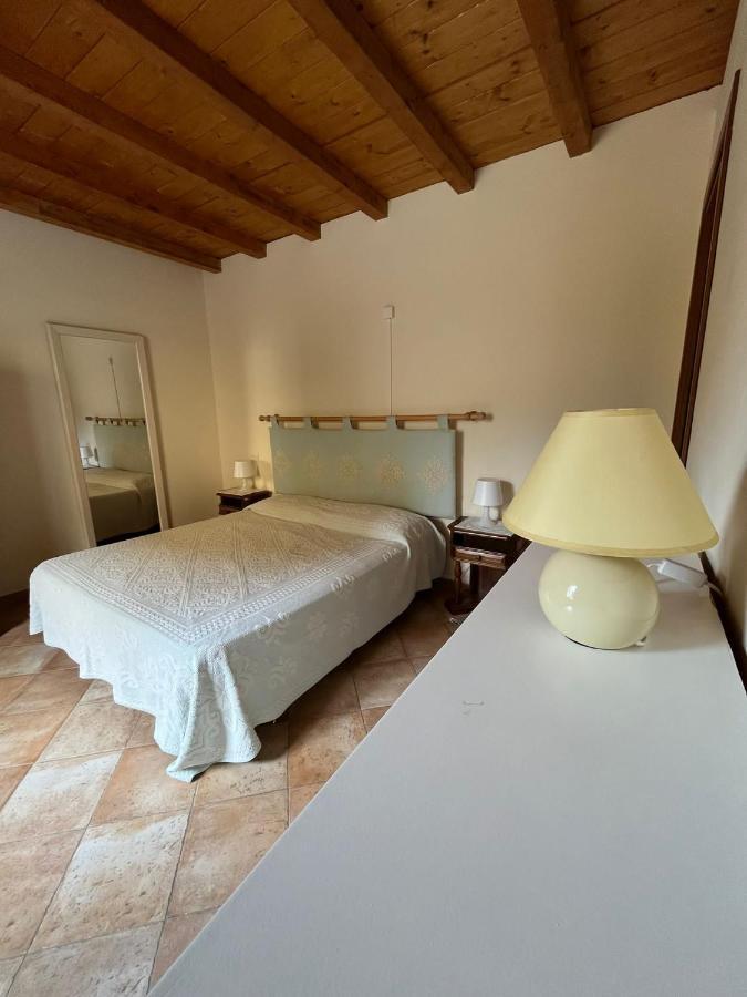 Villa Casa Nel Borgo Di San Pantaleo Esterno foto
